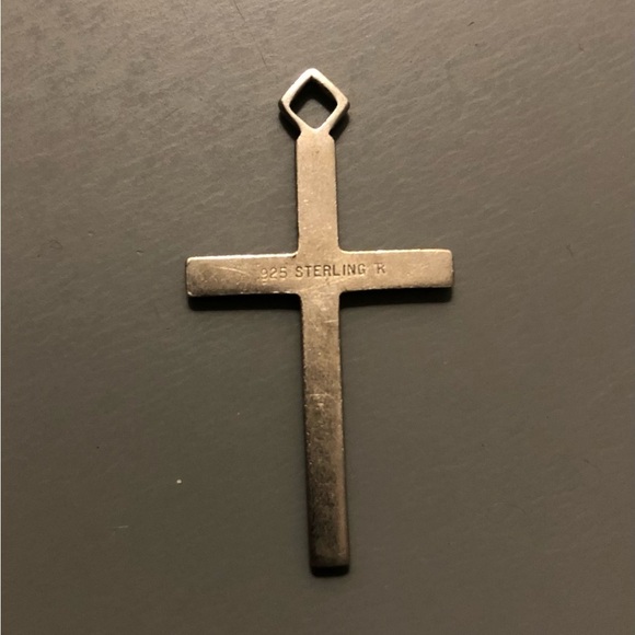 Sterling Silver Cross Pendant Stamped 925 - Picture 5 of 7